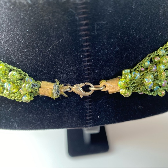 VINTAGE Beaded Necklace - Picture 7 of 7